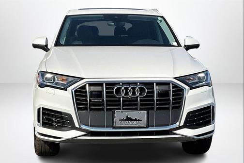 2023 Audi Q7 55 Premium Plus