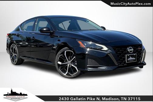 2023 Nissan Altima SR FWD