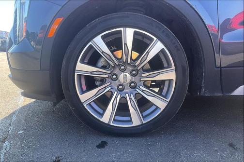 2021 Cadillac XT4 Premium Luxury