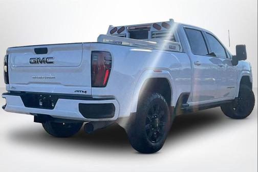 2024 GMC Sierra 2500 AT4