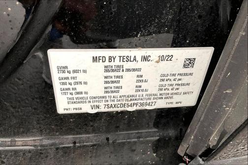 2023 Tesla Model X Standard Range