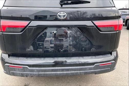 2024 Toyota Sequoia SR5