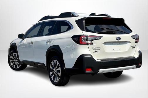 2023 Subaru Outback Touring