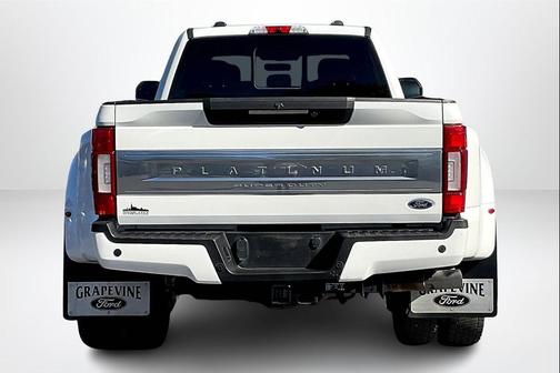 2022 Ford F-450 Platinum