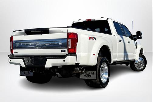 2022 Ford F-450 Platinum