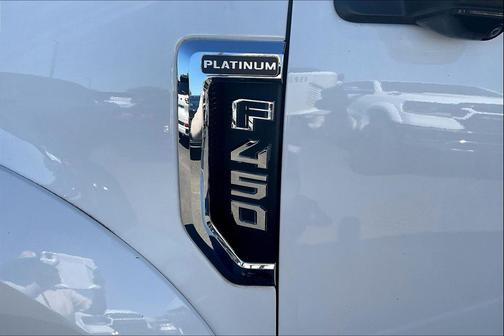2022 Ford F-450 Platinum