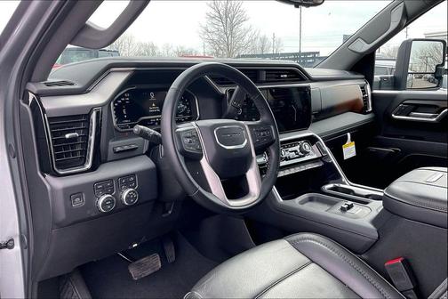 2024 GMC Sierra 2500 Denali