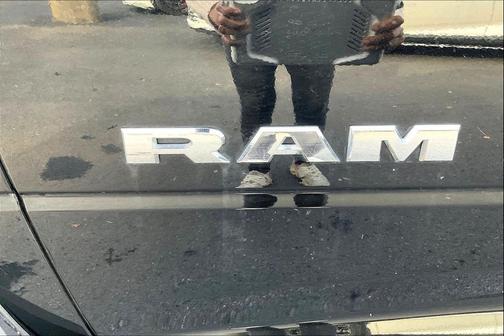 2023 RAM 2500 Big Horn Crew Cab 4x4 6'4' Box