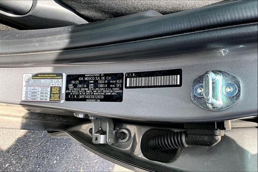 Steel Gray 2025 Kia K4 LXS