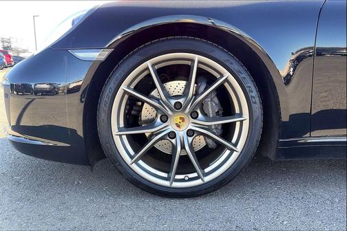 2017 Porsche 911 Carrera