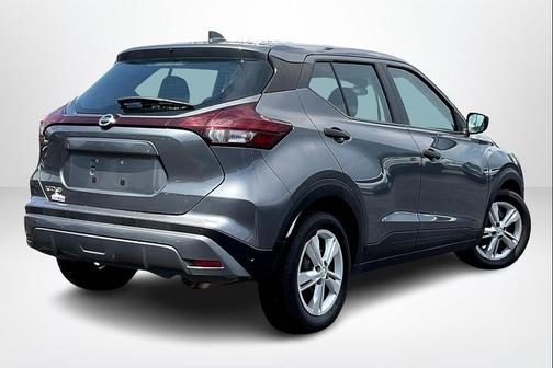 2021 Nissan Kicks S