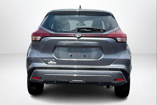 2021 Nissan Kicks S