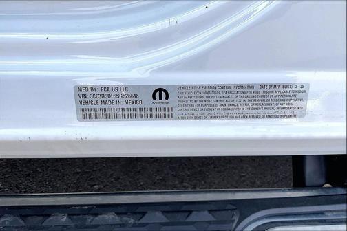 Bright White Clearcoat 2025 RAM 2500 Big Horn Crew Cab 4x4 6'4' Box