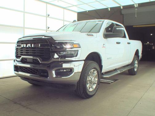 2025 RAM 2500 Big Horn Crew Cab 4x4 6'4' Box