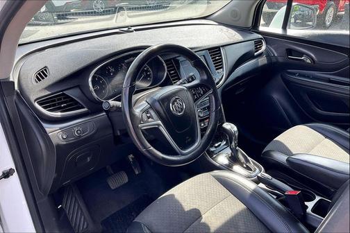 Summit White 2022 Buick Encore Preferred