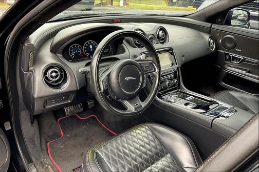 2019 Jaguar XJ XJR575