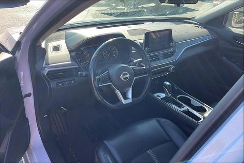 2023 Nissan Altima SR FWD