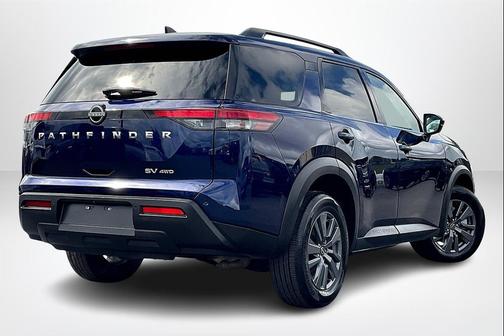 2023 Nissan Pathfinder SV 4WD