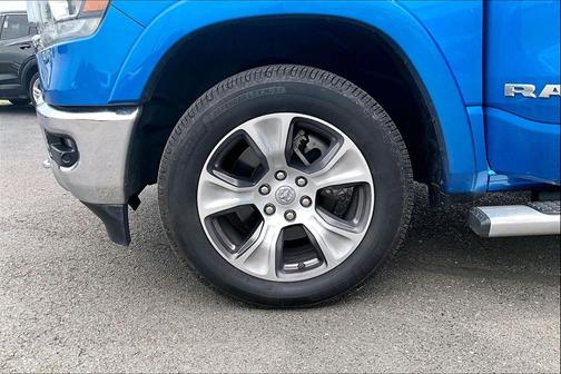 Hydro Blue Pearlcoat 2022 RAM 1500 Laramie