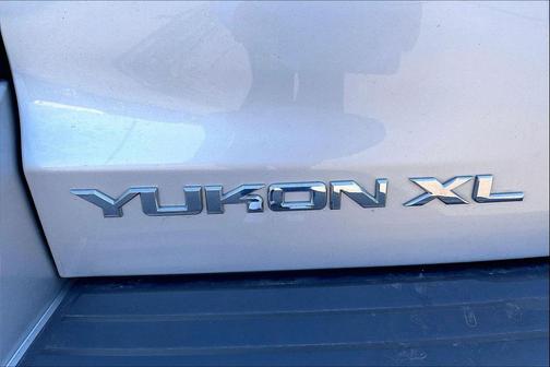 2016 GMC Yukon XL SLT