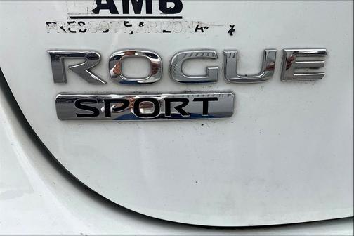 2022 Nissan Rogue Sport S