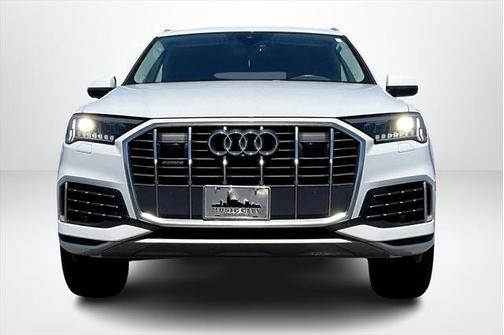 2024 Audi Q7 45 Premium Plus