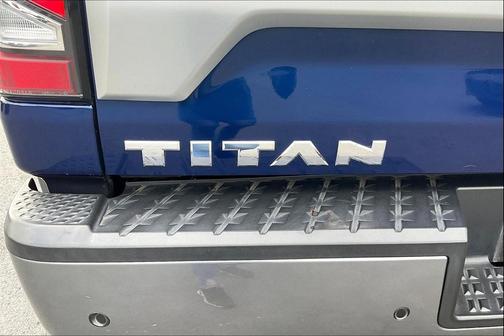 2020 Nissan Titan Platinum Reserve