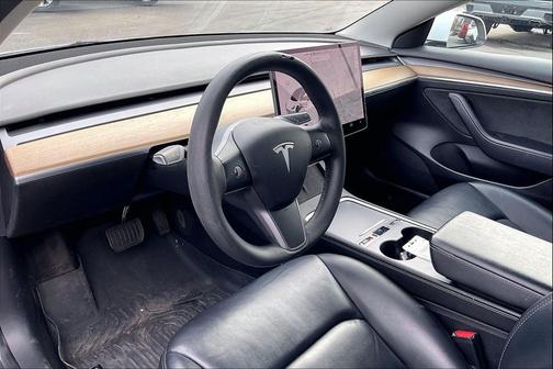 2022 Tesla Model 3 Standard Range