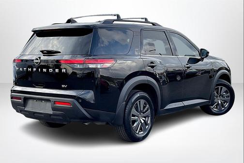 2024 Nissan Pathfinder SV FWD