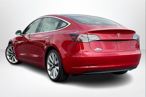2018 Tesla Model 3 Long Range