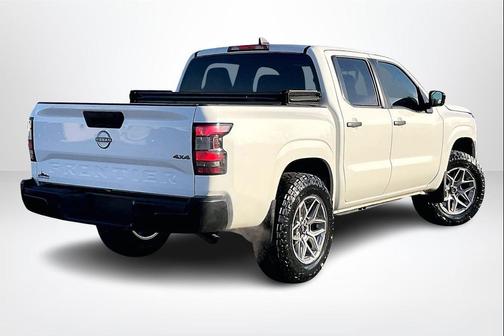 2022 Nissan Frontier S