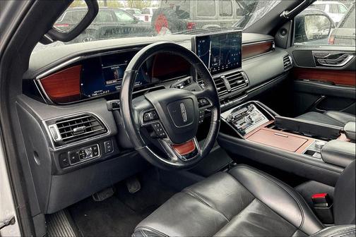 2023 Lincoln Navigator Reserve