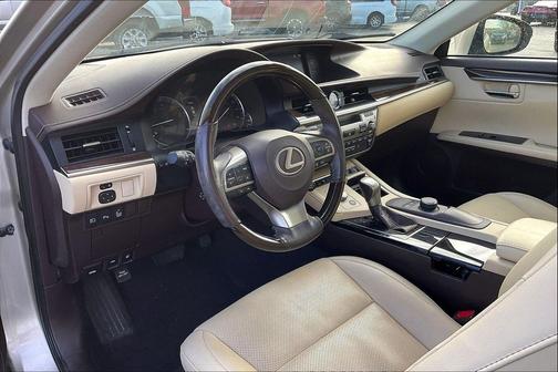 2018 Lexus ES 350 Base