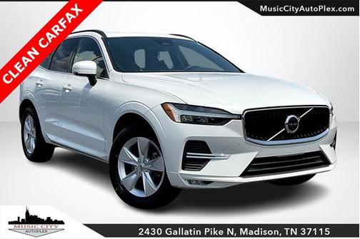 2022 Volvo XC60 B5 Momentum