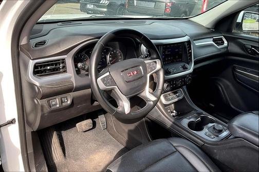 2023 GMC Acadia FWD SLT