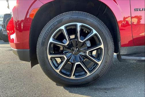 2021 Chevrolet Suburban RST