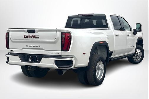 2024 GMC Sierra 3500 Denali