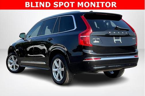 2024 Volvo XC90 B5 Core Bright Theme