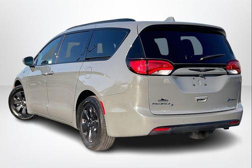 2020 Chrysler Pacifica Hybrid Limited