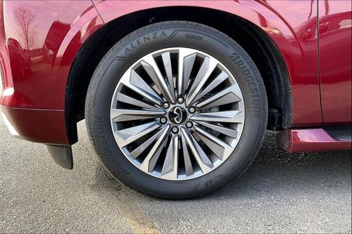 2025 INFINITI QX80 SENSORY AWD