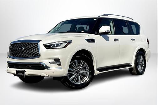 2023 INFINITI QX80 Luxe