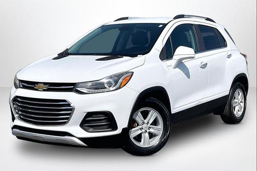 Summit White 2017 Chevrolet Trax LT