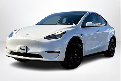 2022 Tesla Model Y Long Range Dual Motor All-Wheel Drive