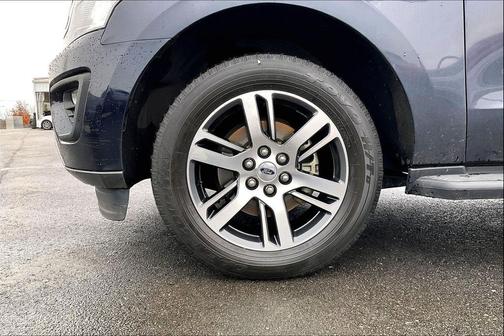 2021 Ford Expedition Max XLT