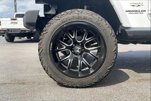 2016 Jeep Wrangler Unlimited Sahara