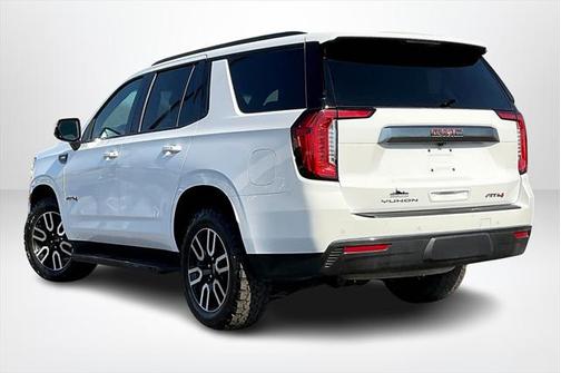 2023 GMC Yukon 4WD AT4