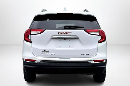 2022 GMC Terrain AWD AT4