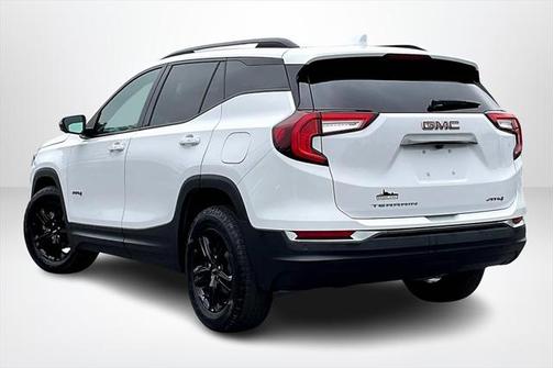 2022 GMC Terrain AWD AT4
