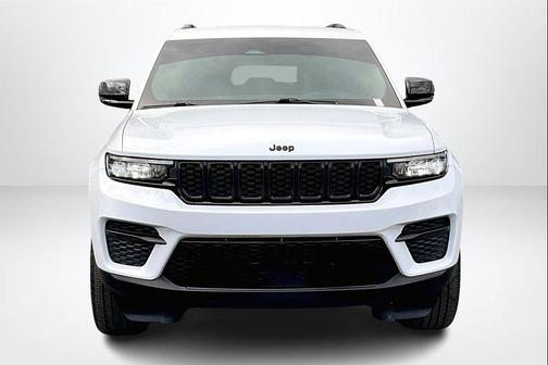 2022 Jeep Grand Cherokee Altitude