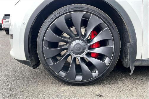 2022 Tesla Model Y Performance Dual Motor All-Wheel Drive